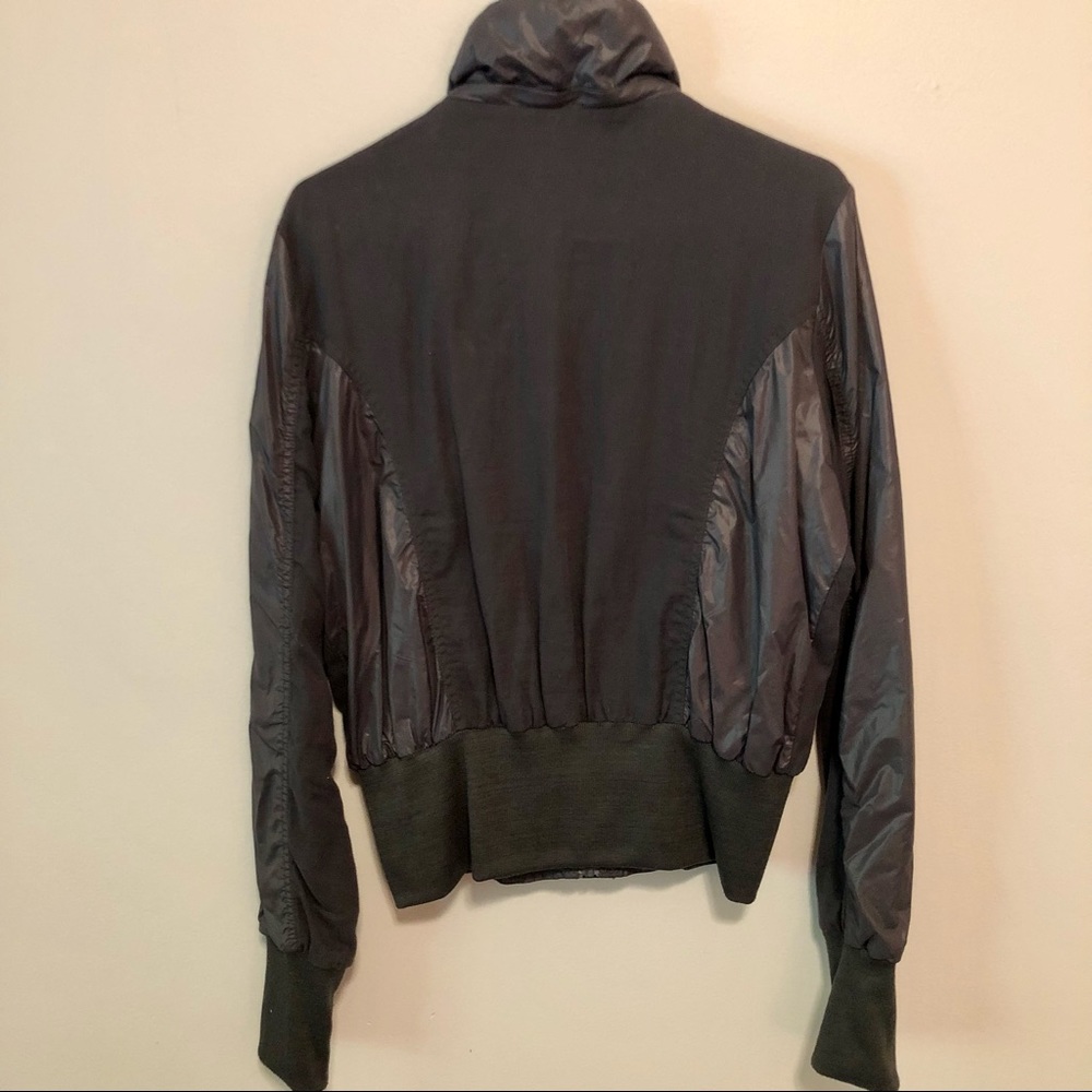 Mur Mur | Versatile Jacket - Picture 3 of 4